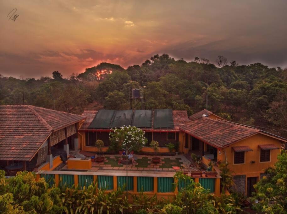 Sohana Eco Retreat Farmhouse - Karjat Chinchavli Exterior photo